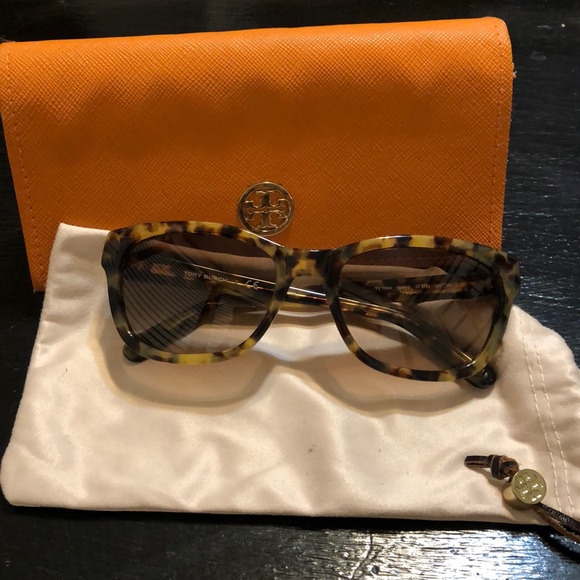 Tory Burch Tortoise Sunglasses - Picture 1 of 8